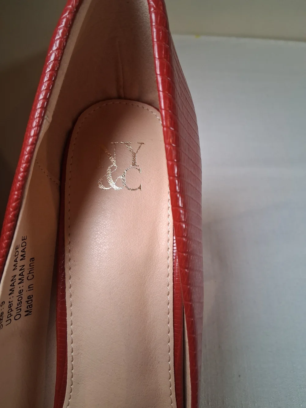 sku026 NY&C Women's Platform Pump in Red - 